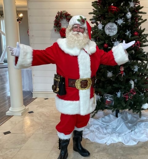 Gallery photo 3 of Danny Claus
