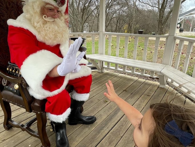 Gallery photo 5 of Danny Claus