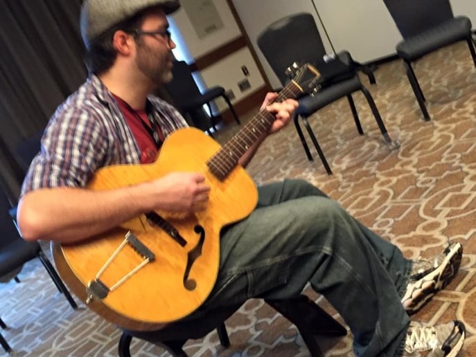 Gallery photo 2 of Danny Fowler - Swing Ukulele