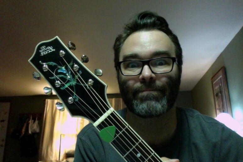 Gallery photo 3 of Danny Fowler - Swing Ukulele