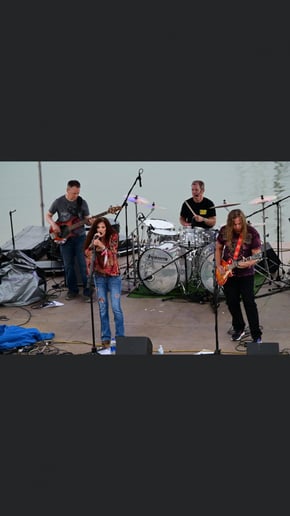 Gallery photo 3 of Danny Masters Band/Duo