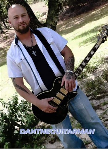 Gallery photo 2 of DanTheGuitarMan