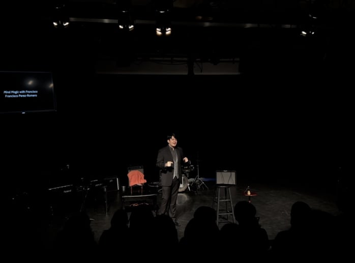Gallery photo 6 of Psychic Magic - Francisco Perez