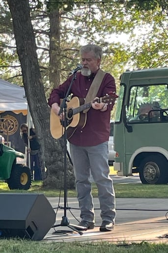 Gallery photo 8 of Darrell Mangum, storyteller