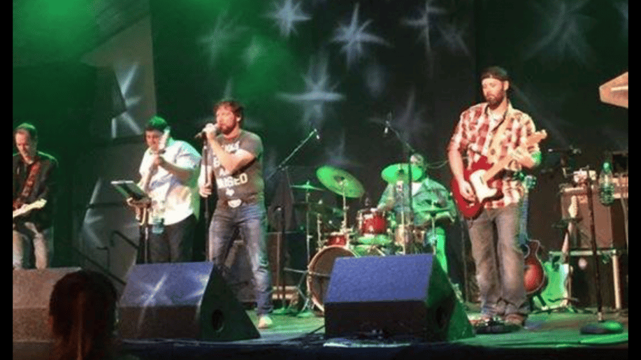 Gallery photo 6 of Darrin Morris Band