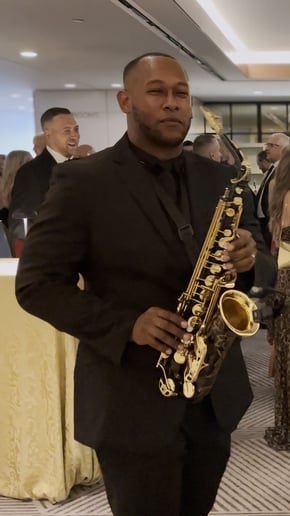 Gallery photo 7 of Darron Carrington Sax