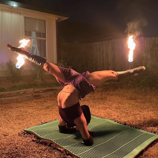 Gallery photo 5 of Darya Devotion Fire, Aerials and LED