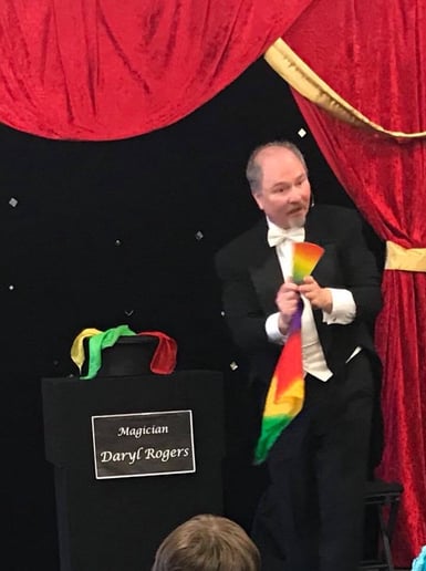 Gallery photo 3 of Daryl Rogers Magic