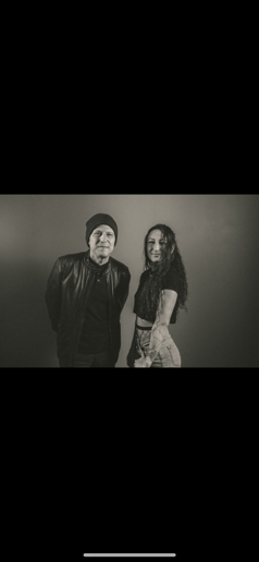 Gallery photo 3 of Dave and Chrissy Acoustic