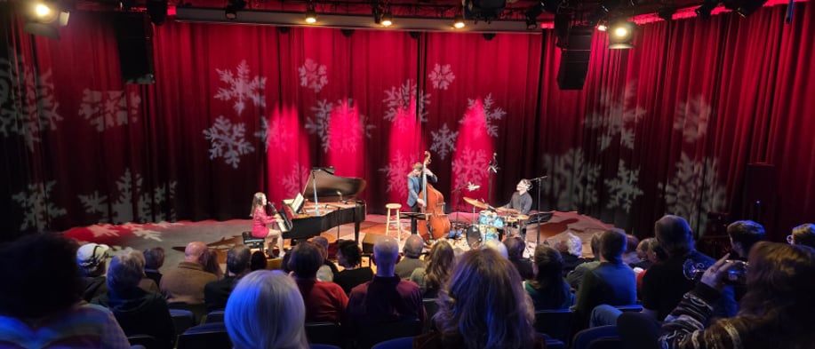 Gallery photo 2 of Three Of A Kind Jazz Ensemble