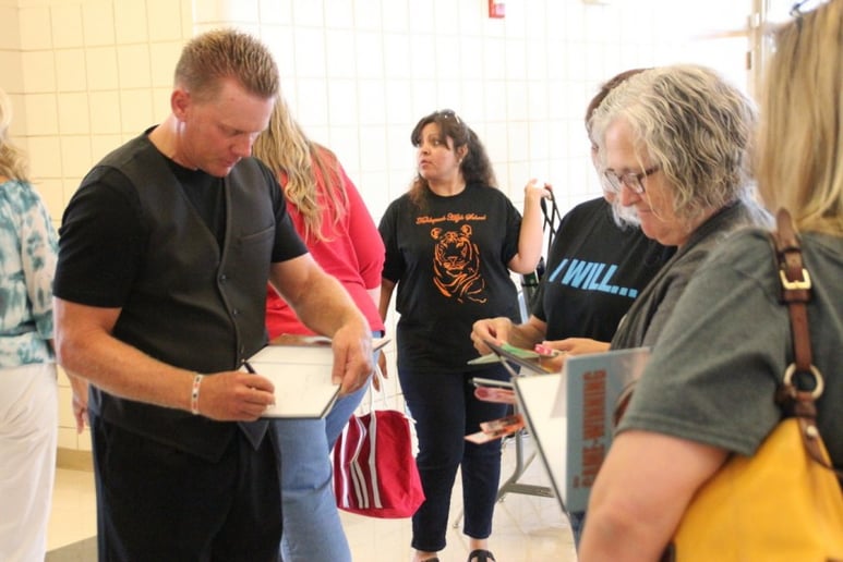 Gallery photo 6 of Dave Davlin