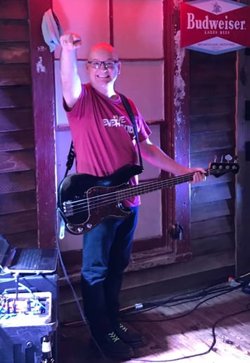 Gallery photo 4 of Dave Evans- Pro Bass Player