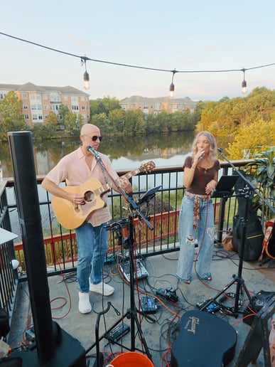 Gallery photo 1 of Dave & Pam Duo
