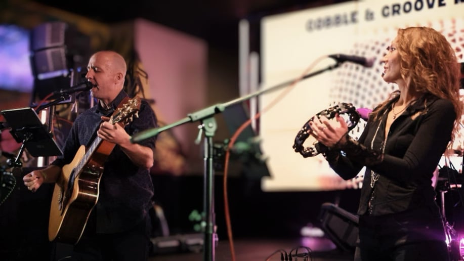 Gallery photo 5 of Dave & Pam Duo