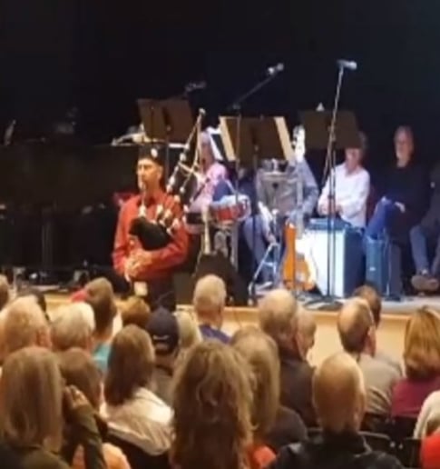 Gallery photo 3 of Dave McCleery, Bagpiper