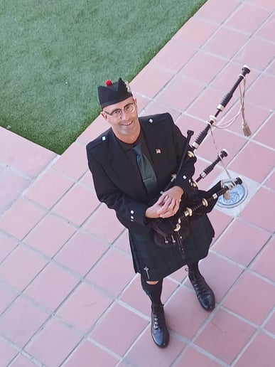 Gallery photo 8 of Dave McCleery, Bagpiper