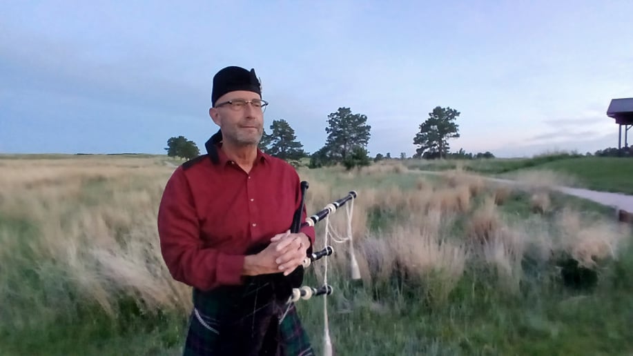 Gallery photo 10 of Dave McCleery, Bagpiper