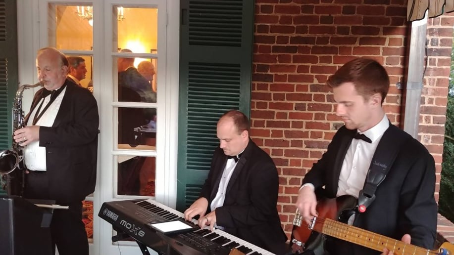 Gallery photo 1 of Dave Schiff Jazz Ensamble