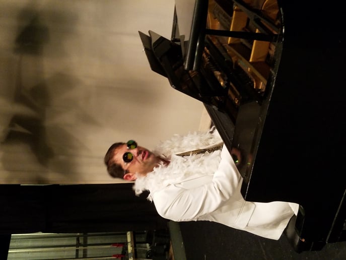 Gallery photo 2 of Dave The Piano Man