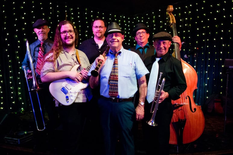 Gallery photo 1 of Dave Washburn's Three Quarters Fast Jazz Band
