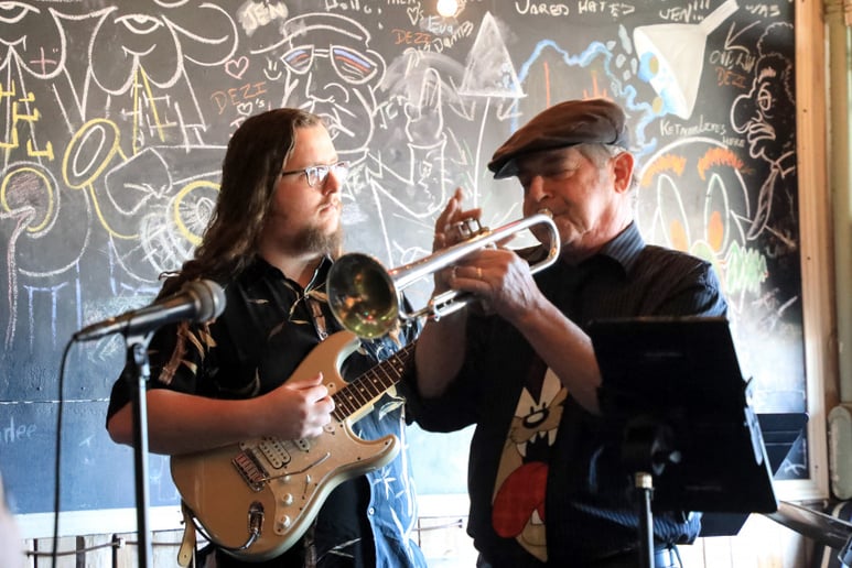 Gallery photo 9 of Dave Washburn's Three Quarters Fast Jazz Band