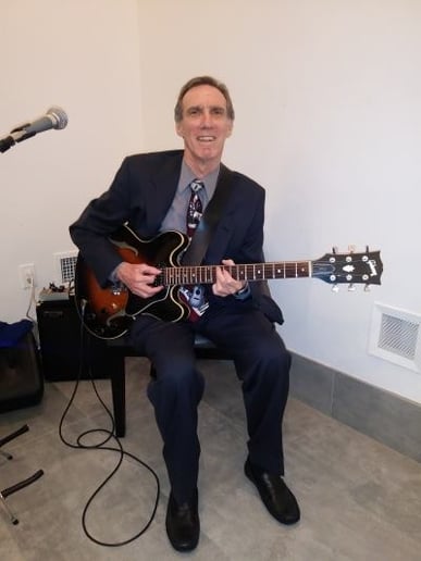 Gallery photo 4 of Dave Winstone Band
