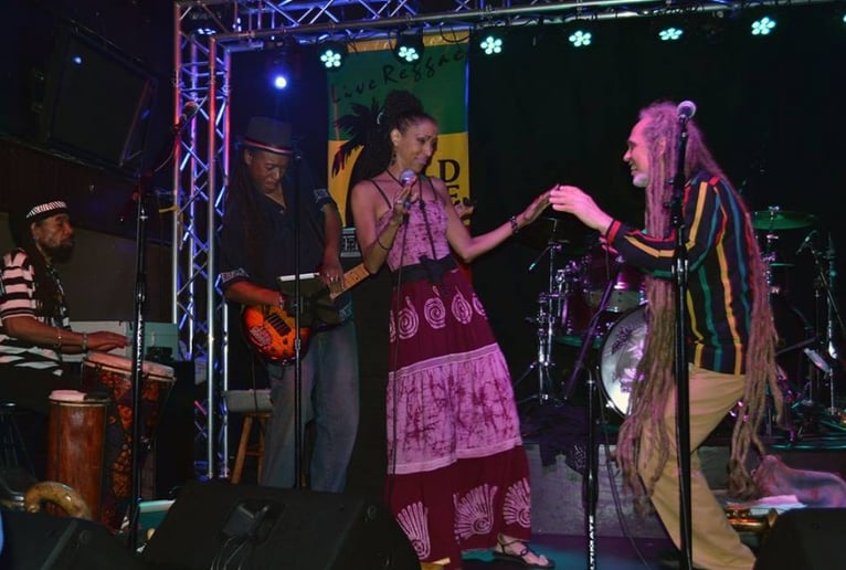 Gallery photo 12 of David Byrd & Byrds of a Feather