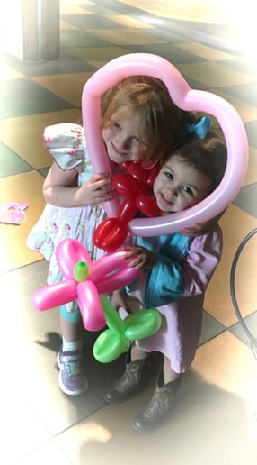 Gallery photo 1 of David, Cleo, & Their Balloon Animal Crew