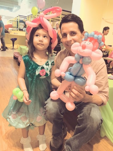 Gallery photo 3 of David, Cleo, & Their Balloon Animal Crew