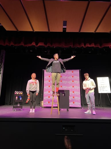 Gallery photo 3 of David Gichner Magic