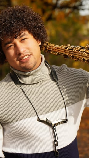 Gallery photo 10 of David Gomez – Saxophonist & Pianist