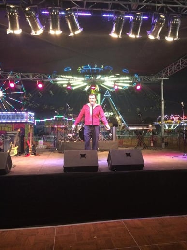 Gallery photo 5 of David Gorgie Variety Entertainment
