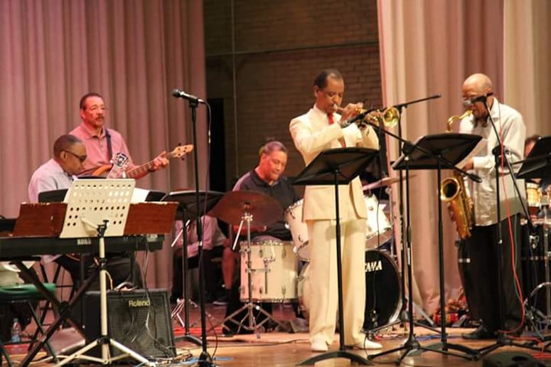 Gallery photo 2 of David Hardiman Band