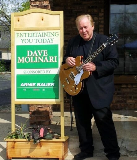 Gallery photo 1 of David Molinari