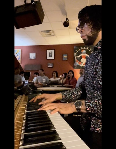 Gallery photo 10 of David Morales Wedding & Event Pianist