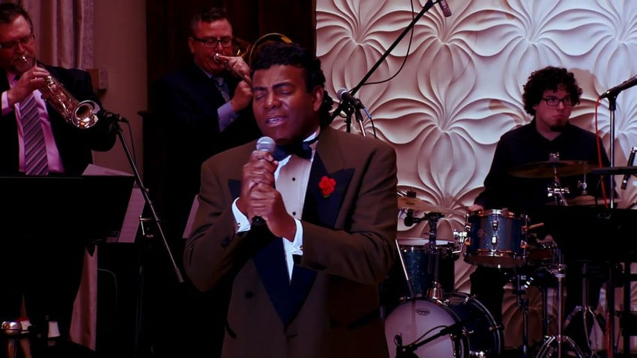 Gallery photo 6 of Mirror of Johnny Mathis