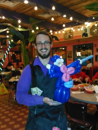 Gallery photo 6 of David the balloon guy