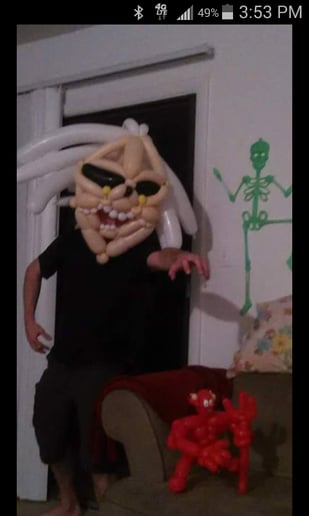 Gallery photo 7 of David the balloon guy
