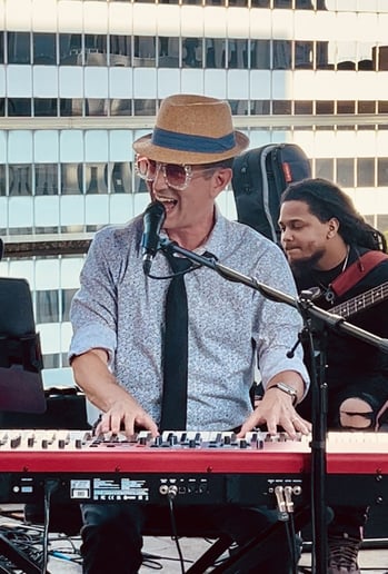 Gallery photo 9 of David Wilner