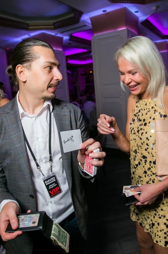 Gallery photo 8 of Davit Ro • Miami Magician