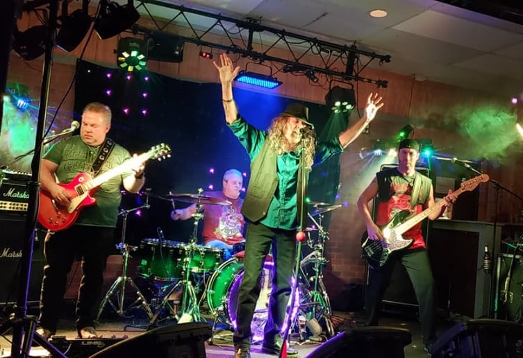 Gallery photo 1 of Dawg Daze Band