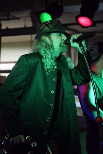 Gallery photo 4 of Dawg Daze Band