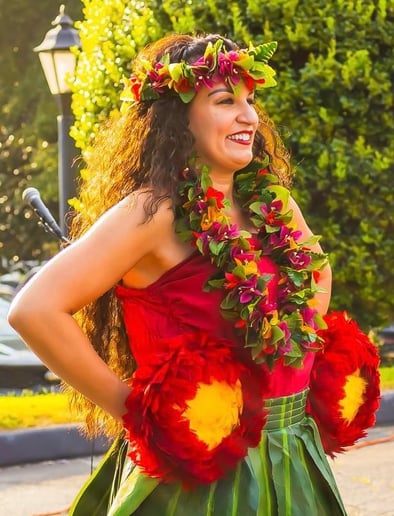 Gallery photo 3 of Dawn Mahealani Douglas and Mahealani's Polynesian Entertainment