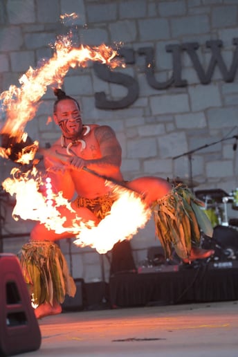 Gallery photo 14 of Dawn Mahealani Douglas and Mahealani's Polynesian Entertainment