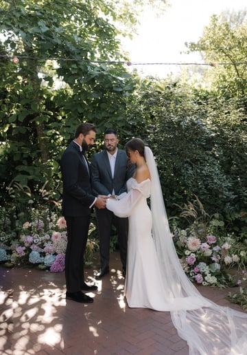 Gallery photo 4 of Bells Bows and Vows