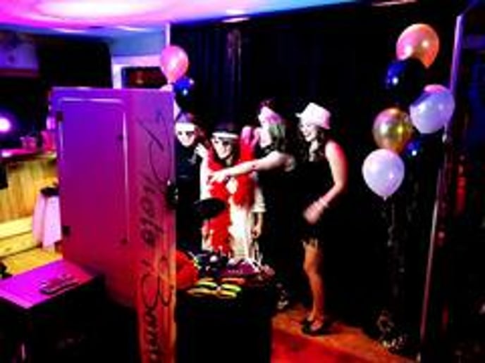 Gallery photo 6 of Dayna’s Party Rentals and Catering