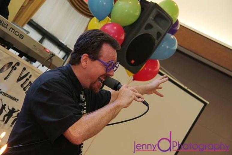Gallery photo 3 of Days of Vinyl - Live Music and Entertainment