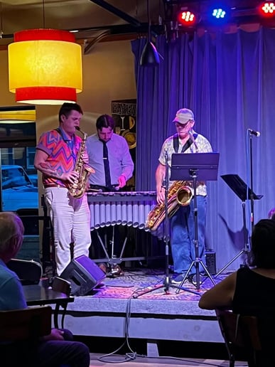 Gallery photo 2 of DD Jazz