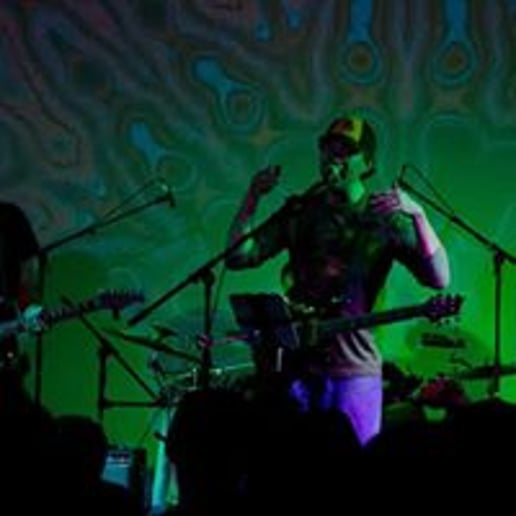 Gallery photo 6 of Deadbeat