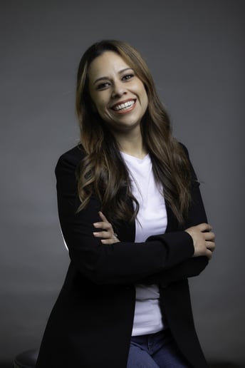 Gallery photo 4 of Veronica Mendoza Arent